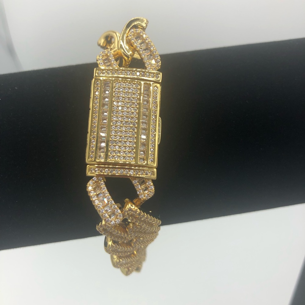 8ct Link Bracelet - Picture 12 of 16